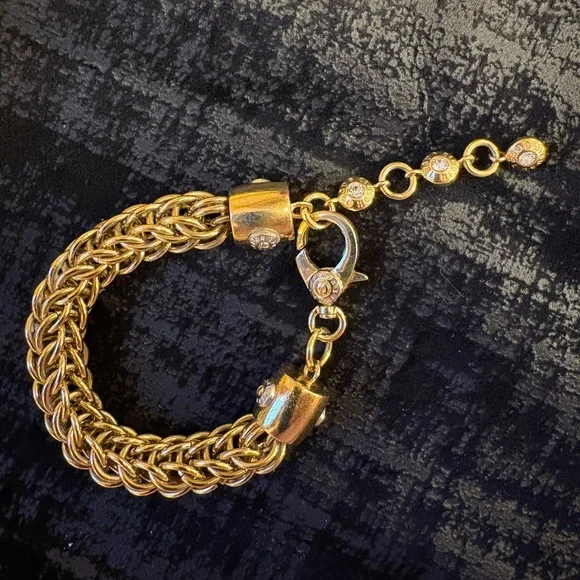 Luxurious Gold Chain Bracelet - Picture 1 of 7